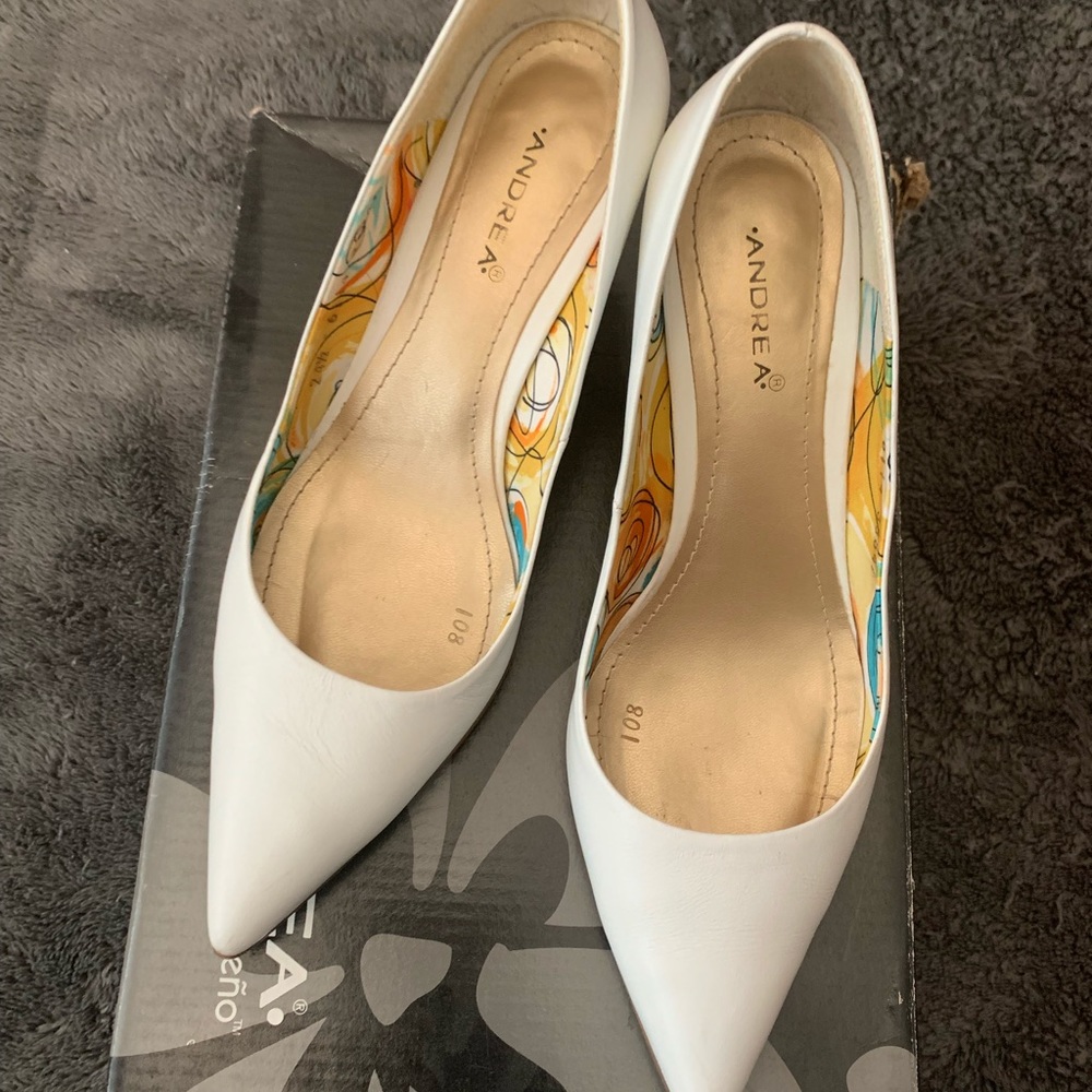 White leather small Andrea heels